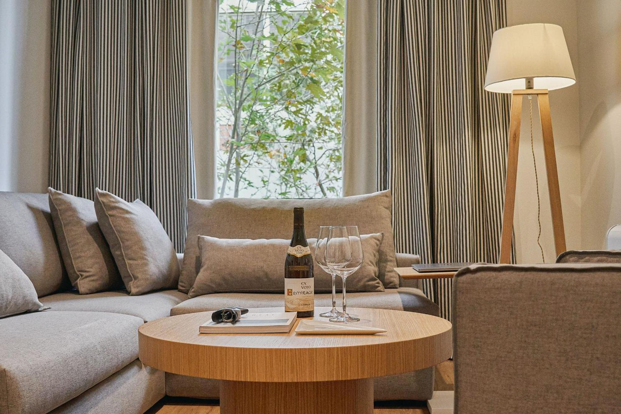 Viola Comfort Suite Athene Buitenkant foto